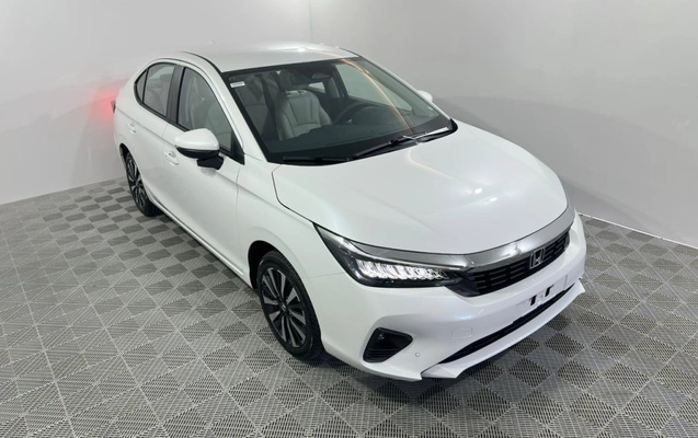 imagem-https://www.socarrao.com.br/sc-vehicle-images-prod/3742001/1788988776428-5_124752.jpg
