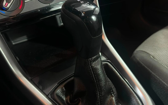imagem-https://www.socarrao.com.br/sc-vehicle-images-prod/3742014/1788988780228-11.jpg