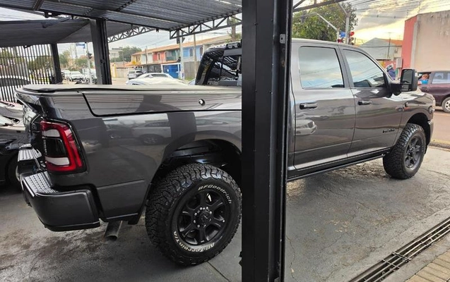 imagem-https://www.socarrao.com.br/sc-vehicle-images-prod/3742305/1788989688854-8360113_13_B_3249df5489.jpeg
