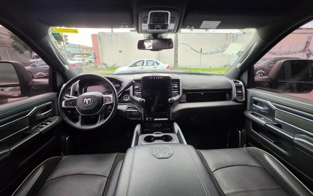 imagem-https://www.socarrao.com.br/sc-vehicle-images-prod/3742305/1788989688865-8360113_4_B_4034d3d29c.jpeg