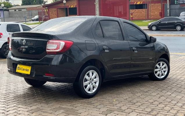 imagem-https://www.socarrao.com.br/sc-vehicle-images-prod/3742339/1788989781127-V2hhdHNBcHAgSW1hZ2UgMjAyNi0wOS0wOSBhdCAxOC4yNi4xOCAoMykuanBlZw.jpeg