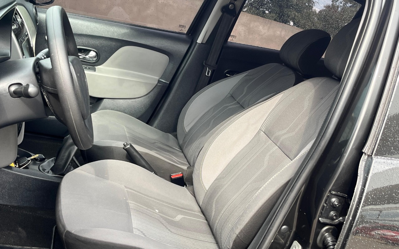 imagem-https://www.socarrao.com.br/sc-vehicle-images-prod/3742339/1788989781672-V2hhdHNBcHAgSW1hZ2UgMjAyNi0wOS0wOSBhdCAxOC4yNi4yMCAoMykuanBlZw.jpeg