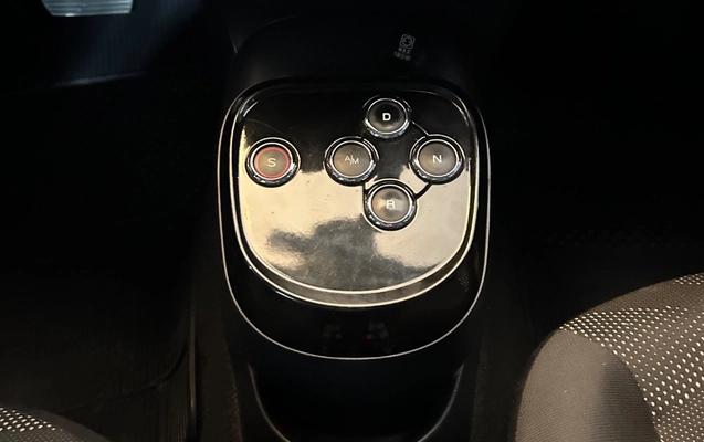 imagem-https://www.socarrao.com.br/sc-vehicle-images-prod/3742497/1789144692276-gb-7d414f5.jpeg