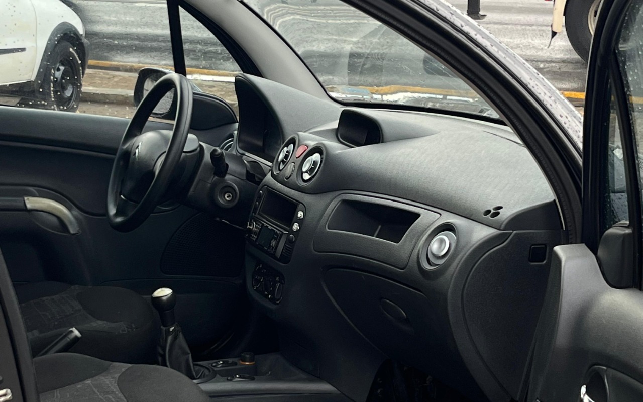 imagem-https://www.socarrao.com.br/sc-vehicle-images-prod/3743102/1788992726066-V2hhdHNBcHAgSW1hZ2UgMjAyNi0wOS0wNCBhdCAxOS40NS4yNyAoMykuanBlZw.jpeg