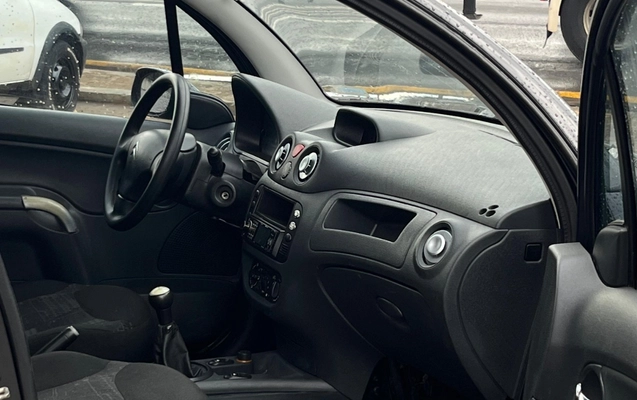 imagem-https://www.socarrao.com.br/sc-vehicle-images-prod/3743102/1788992726066-V2hhdHNBcHAgSW1hZ2UgMjAyNi0wOS0wNCBhdCAxOS40NS4yNyAoMykuanBlZw.jpeg