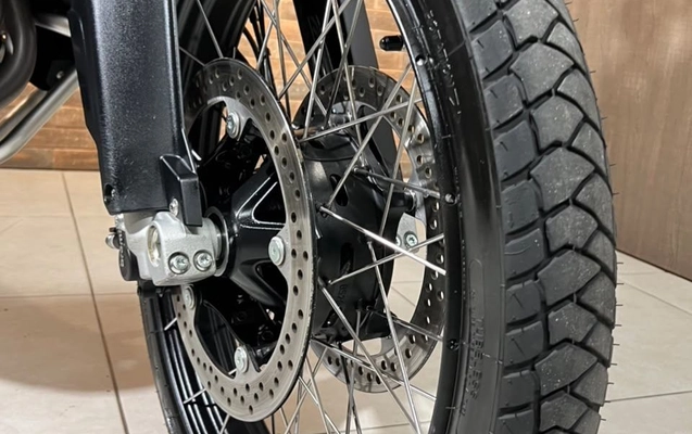imagem-https://www.socarrao.com.br/sc-vehicle-images-prod/3743601/1788994831999-473aeda75091419bad3e893c32d896f9_1788994717381.jpg