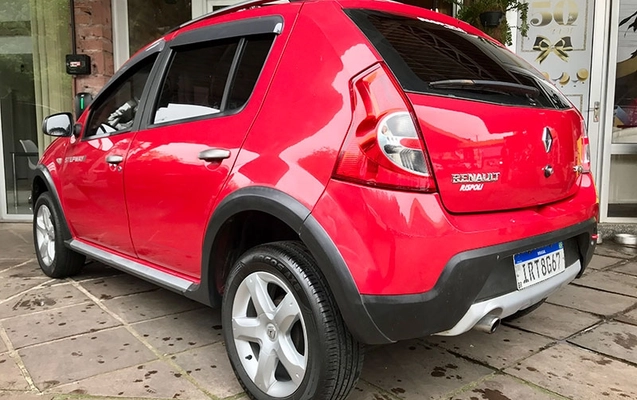 imagem-https://www.socarrao.com.br/sc-vehicle-images-prod/3744284/1789074327531-vXvkcuQrzruogAX5VMcsTMStYY3GbxZ0.jpg