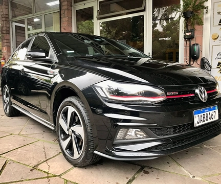 Volkswagen Virtus 2020 Prata — foto 1 de 3