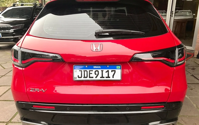 imagem-https://www.socarrao.com.br/sc-vehicle-images-prod/3745041/1789070485680-JoQyZQtfgiWZT8XiHsUvF7EH1HWqYdHO.jpg