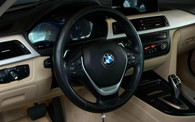 imagem-https://www.socarrao.com.br/sc-vehicle-images-prod/3746077/1789508053838-8387167_15_B_c328aeb374.jpeg