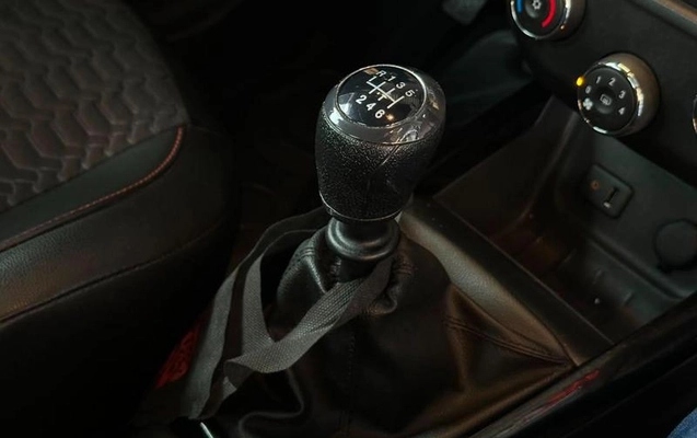 imagem-https://www.socarrao.com.br/sc-vehicle-images-prod/3746202/1789305488654-8462442_15_B_a020b1b3a8.jpeg