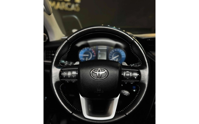 imagem-https://www.socarrao.com.br/sc-vehicle-images-prod/3748147/1789013561537-1_110407.jpg