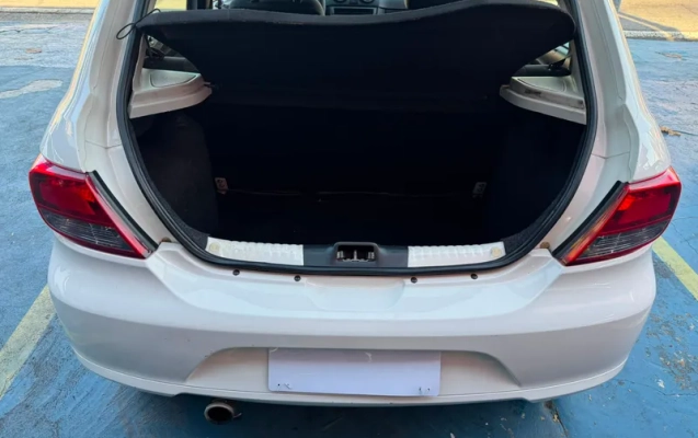 imagem-https://www.socarrao.com.br/sc-vehicle-images-prod/3749197/1789561298858-43d36cdd-f8e8-4a7d-ae7d-5f3f8e1da82c.webp