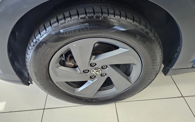 imagem-https://www.socarrao.com.br/sc-vehicle-images-prod/3749227/1789041644675-SZXKuy4CF50zjWIsfmI3niICjC6UFV2P.jpg