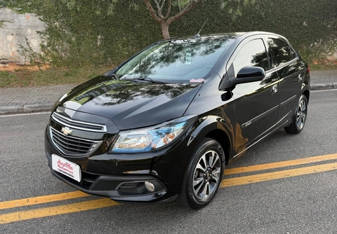 Chevrolet Onix 2015 Preto — foto 1 de 3