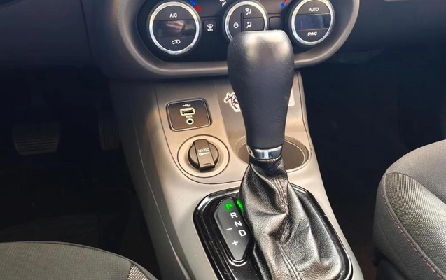 imagem-https://www.socarrao.com.br/sc-vehicle-images-prod/3749245/1789396820603-8423457_10_B_6d7f59c01a.jpeg
