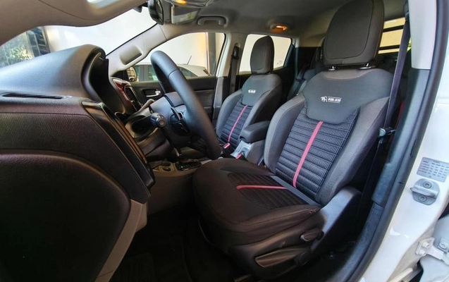 imagem-https://www.socarrao.com.br/sc-vehicle-images-prod/3749245/1789396820607-8423457_12_B_15a250a961.jpeg
