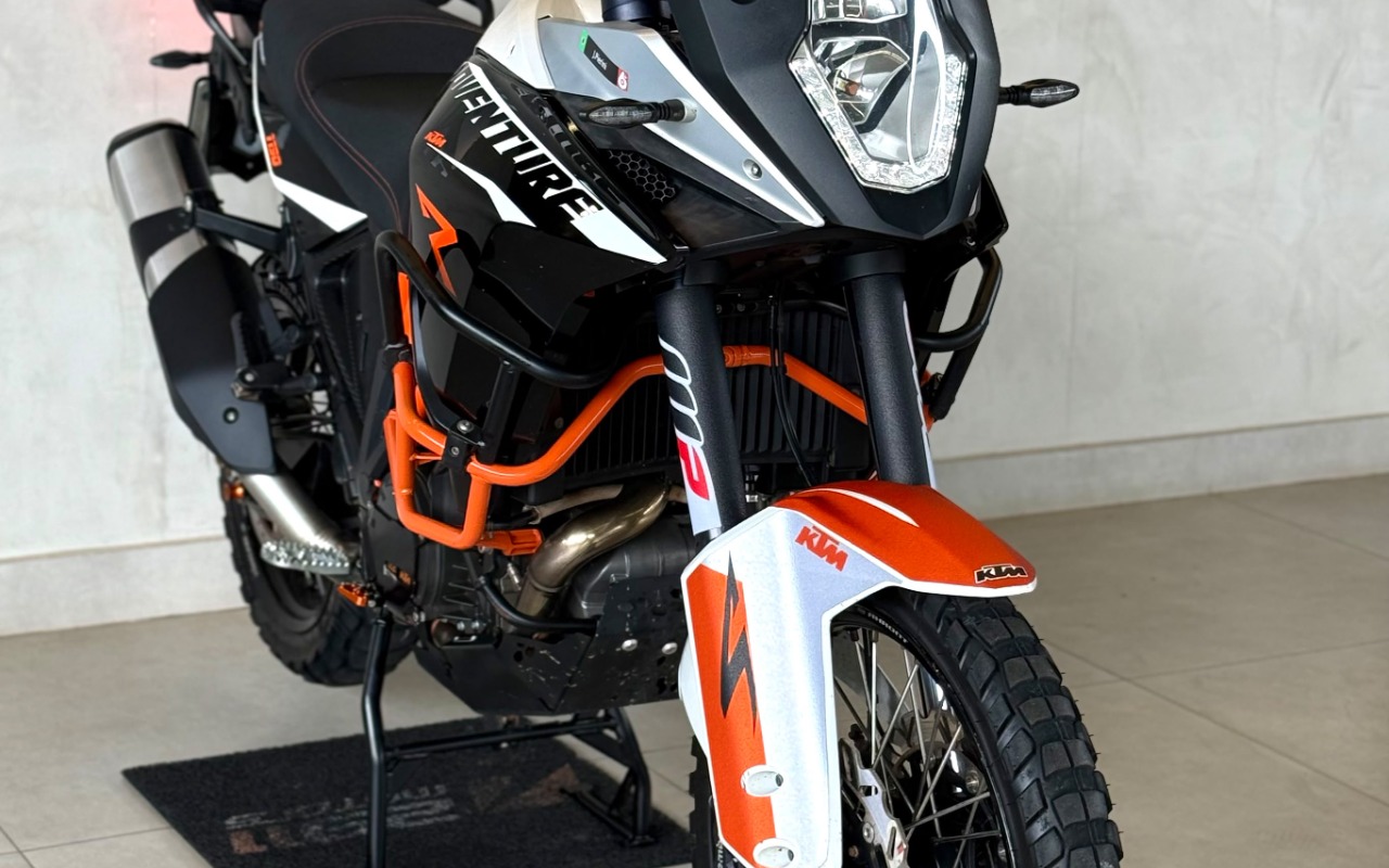 imagem-https://www.socarrao.com.br/sc-vehicle-images-prod/3749254/1789042544050-V2hhdHNBcHAgSW1hZ2UgMjAyNi0wOS0wOSBhdCAxNy4wMC4yMS5qcGVn.jpeg