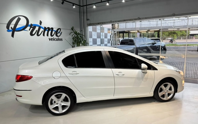 imagem-https://www.socarrao.com.br/sc-vehicle-images-prod/3749364/1789042882618-8_090011.jpg