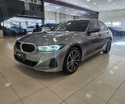 Bmw 320i 2024 Cinza — foto 1 de 3