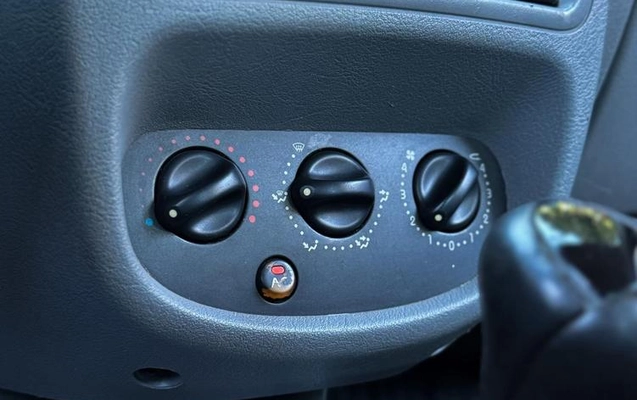 imagem-https://www.socarrao.com.br/sc-vehicle-images-prod/3749730/1789043713763-8195825_10_B_92e79dcc24.jpeg