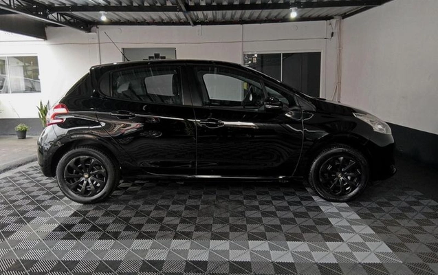 imagem-https://www.socarrao.com.br/sc-vehicle-images-prod/3749734/1789387214347-8462726_3_B_24e302a12b.jpeg