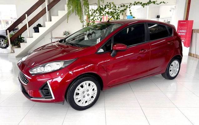 imagem-https://www.socarrao.com.br/sc-vehicle-images-prod/3749786/1790945256349-MS5qcGVn.jpeg