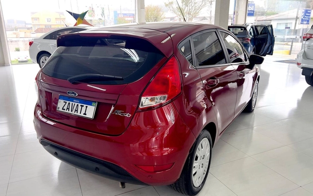 imagem-https://www.socarrao.com.br/sc-vehicle-images-prod/3749786/1790945256606-NS5qcGVn.jpeg