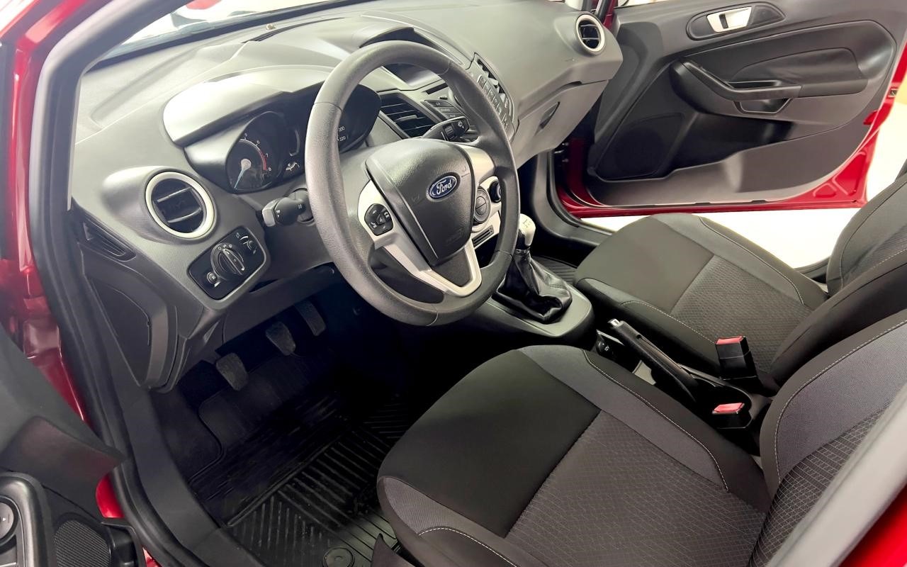 imagem-https://www.socarrao.com.br/sc-vehicle-images-prod/3749786/1790945256731-Ni5qcGVn.jpeg