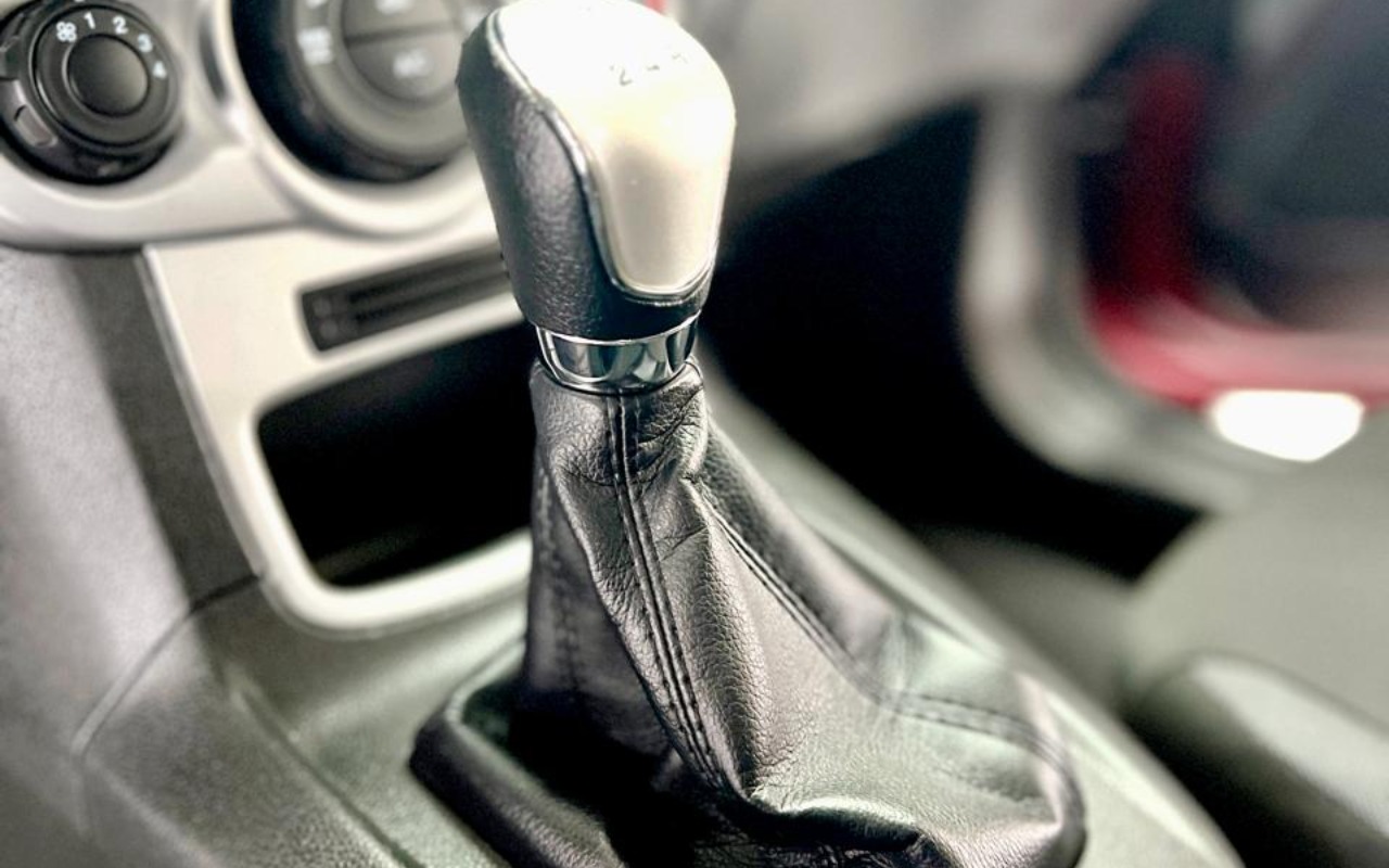 imagem-https://www.socarrao.com.br/sc-vehicle-images-prod/3749786/1790945257130-MTEuanBlZw.jpeg