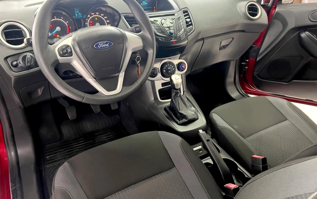 imagem-https://www.socarrao.com.br/sc-vehicle-images-prod/3749786/1790945257454-MTYuanBlZw.jpeg