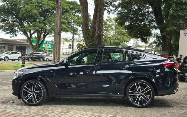 imagem-https://www.socarrao.com.br/sc-vehicle-images-prod/3750251/1789044729963-8.jpg