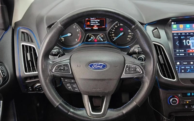 imagem-https://www.socarrao.com.br/sc-vehicle-images-prod/3750374/1790208239396-8407852_11_B_2e80581be3.jpeg