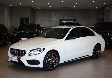 Mercedes-Benz C-300 Sport 2.0 16V Aut. 2017 Branco — foto 1 de 3