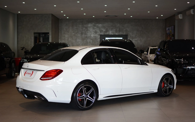 imagem-https://www.socarrao.com.br/sc-vehicle-images-prod/3750411/1789739274395-vehicle_image_1789044904_766c7a3322866ce2af6dc25893bcf424.jpeg