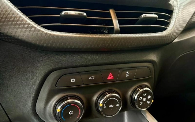 imagem-https://www.socarrao.com.br/sc-vehicle-images-prod/3750423/1789643034874-8452808_13_B_5d2f1c1c1c.jpeg