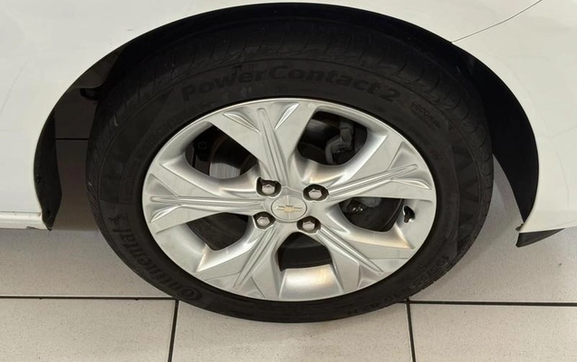 imagem-https://www.socarrao.com.br/sc-vehicle-images-prod/3750423/1789643034878-8452808_17_B_0139f3be73.jpeg