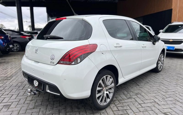 imagem-https://www.socarrao.com.br/sc-vehicle-images-prod/3750432/1789390162878-8416662_12_B_673e6cff6a.jpeg