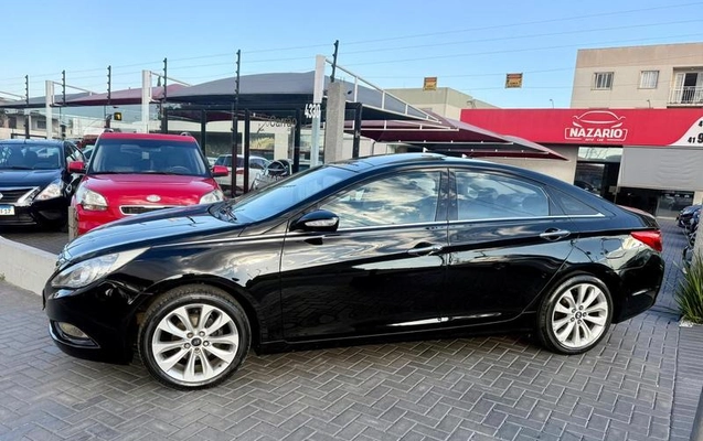 imagem-https://www.socarrao.com.br/sc-vehicle-images-prod/3750433/1789045108408-8460012_2_B_2ecbb962ef.jpeg