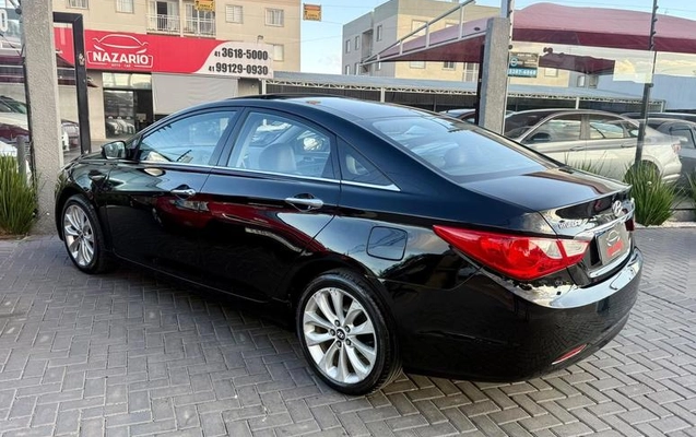 imagem-https://www.socarrao.com.br/sc-vehicle-images-prod/3750433/1789045108421-8460012_12_B_a5a3f18a3c.jpeg