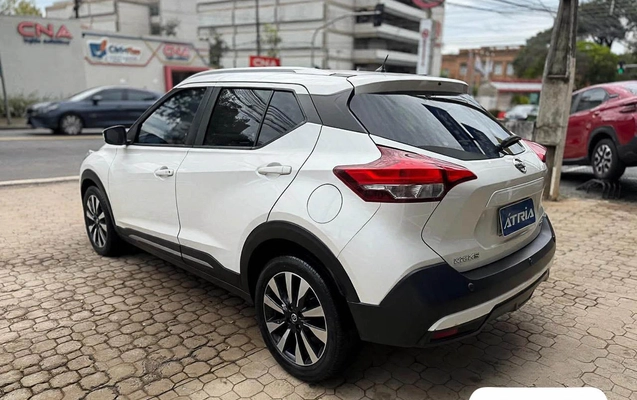 imagem-https://www.socarrao.com.br/sc-vehicle-images-prod/3750588/1789161063563-e1f5d3ba-4749-41be-a235-6c036fb0a9b4.jpg
