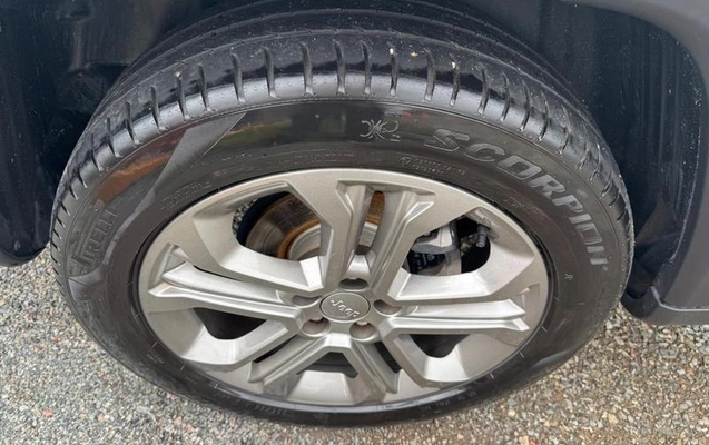 imagem-https://www.socarrao.com.br/sc-vehicle-images-prod/3750629/1789643040311-8452799_9_B_2d7986bd92.jpeg