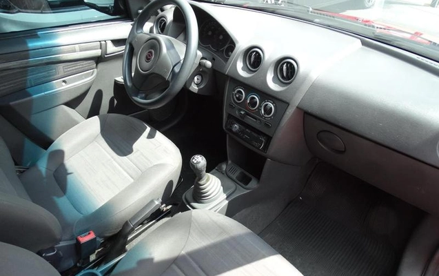 imagem-https://www.socarrao.com.br/sc-vehicle-images-prod/3750675/1789490860548-8428184_16_B_28e6e71a24.jpeg