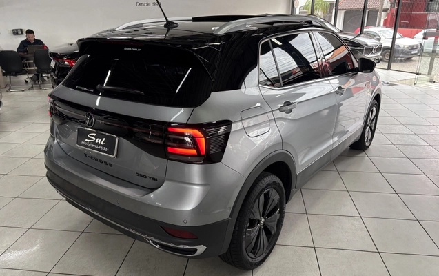 imagem-https://www.socarrao.com.br/sc-vehicle-images-prod/3750678/1789045596498-I2gOh9UDSKoF8vOZ2h8aSOFGkpGRGPaT.jpg