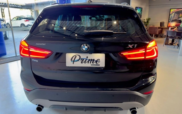 imagem-https://www.socarrao.com.br/sc-vehicle-images-prod/3750730/1789045704123-8_061909.jpg