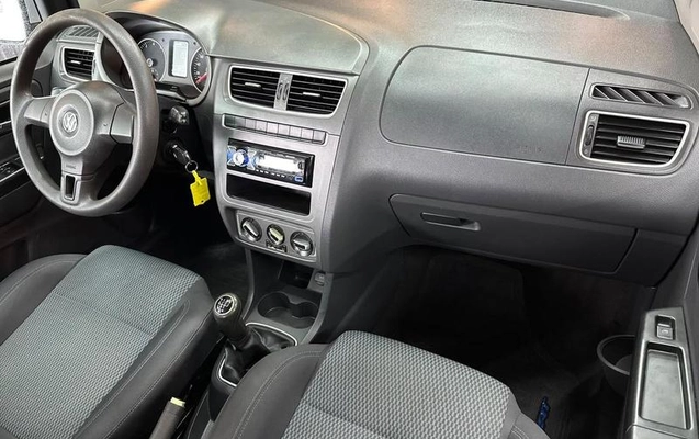 imagem-https://www.socarrao.com.br/sc-vehicle-images-prod/3750757/1790258313635-8441715_8_B_6c17d8f429.jpeg
