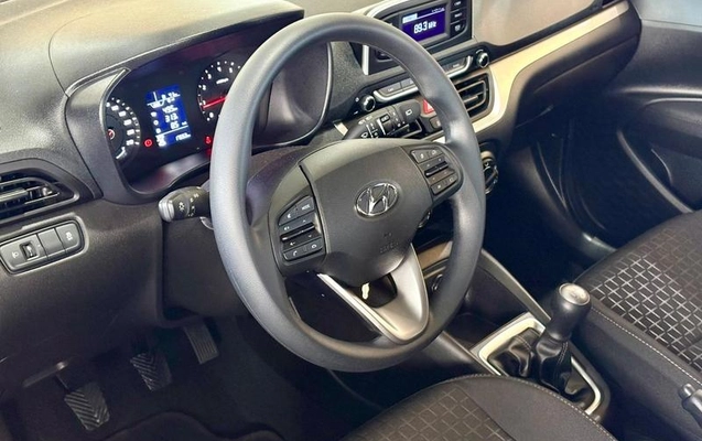 imagem-https://www.socarrao.com.br/sc-vehicle-images-prod/3750984/1789654896119-8452823_8_B_5777f73d49.jpeg