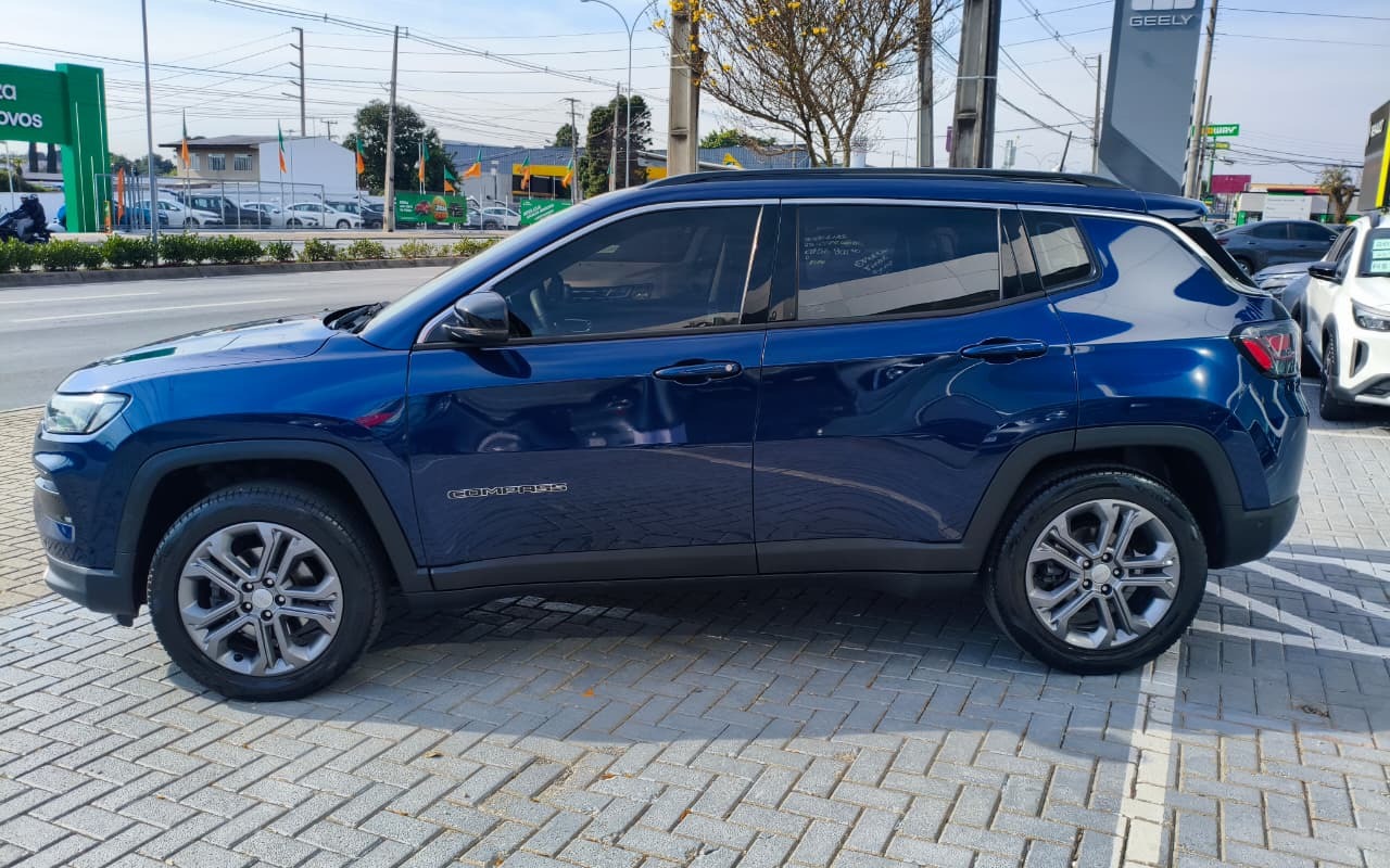 imagem-https://www.socarrao.com.br/sc-vehicle-images-prod/3751041/1789046270902-ZXggMDIuanBlZw.jpeg