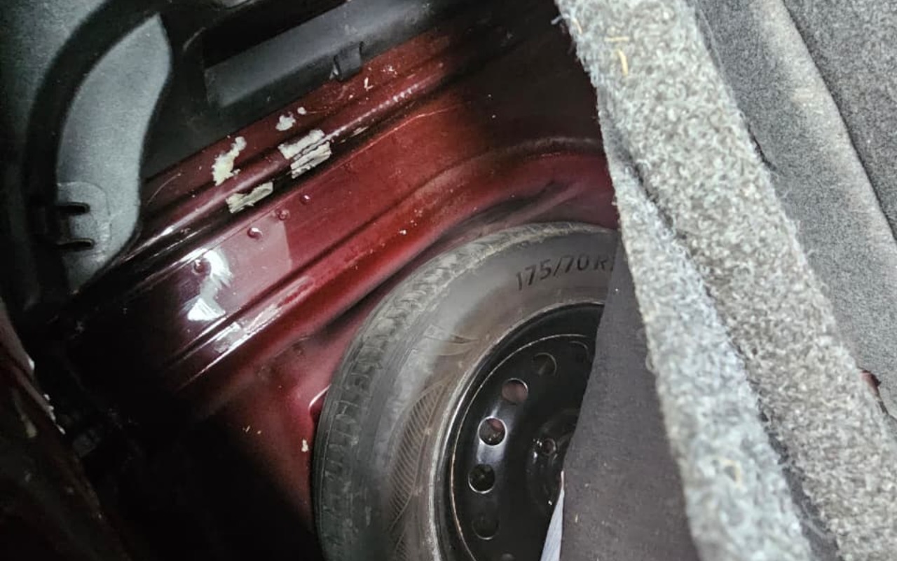 imagem-https://www.socarrao.com.br/sc-vehicle-images-prod/3751467/1789047246782-OTE5ZDRlODEtZDEzNi00MTI3LThiMmItMzc0YzRiYTdkMDg3LmpwZw.jpg
