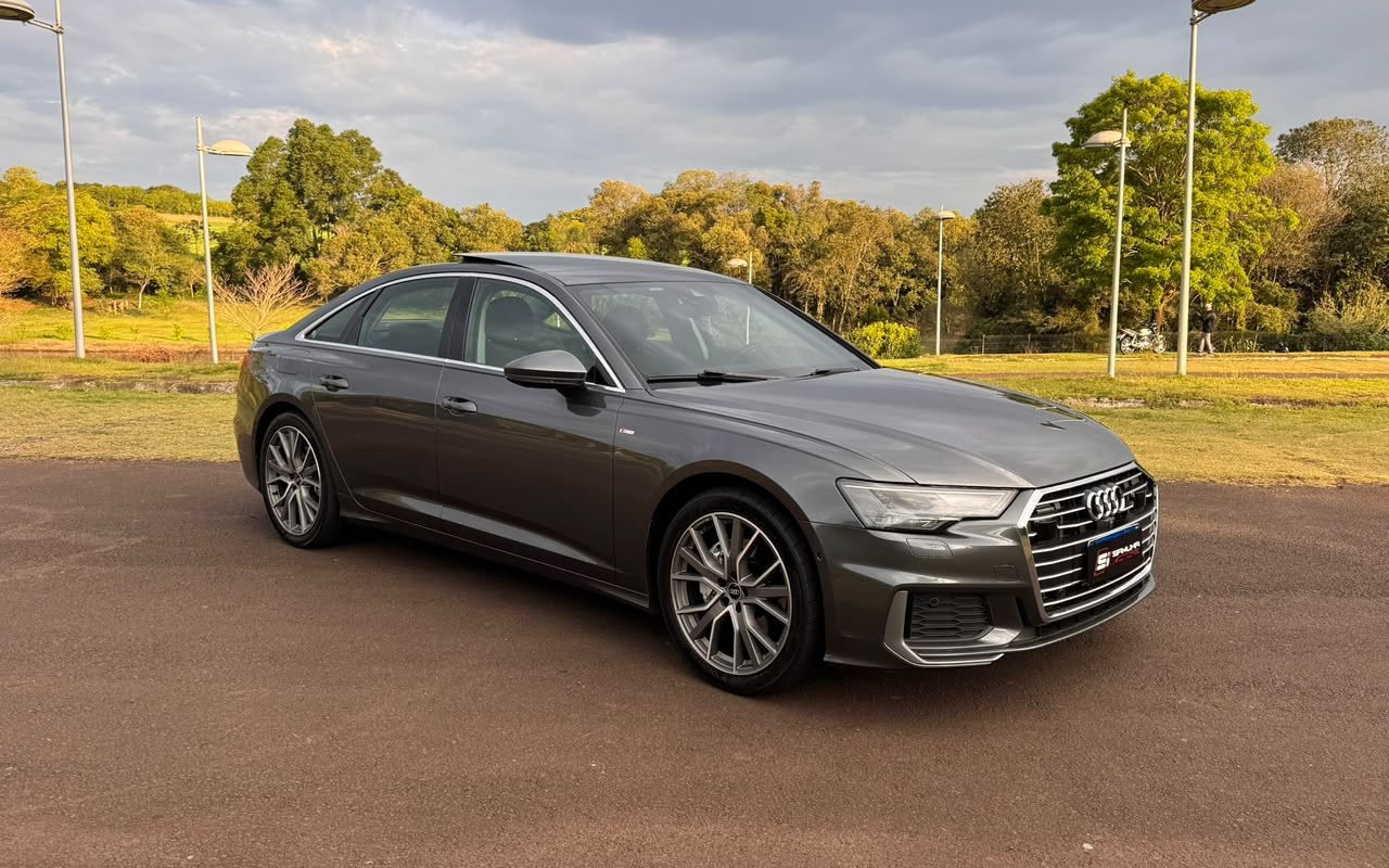 Audi A6 2021 Cinza — foto 1 de 3